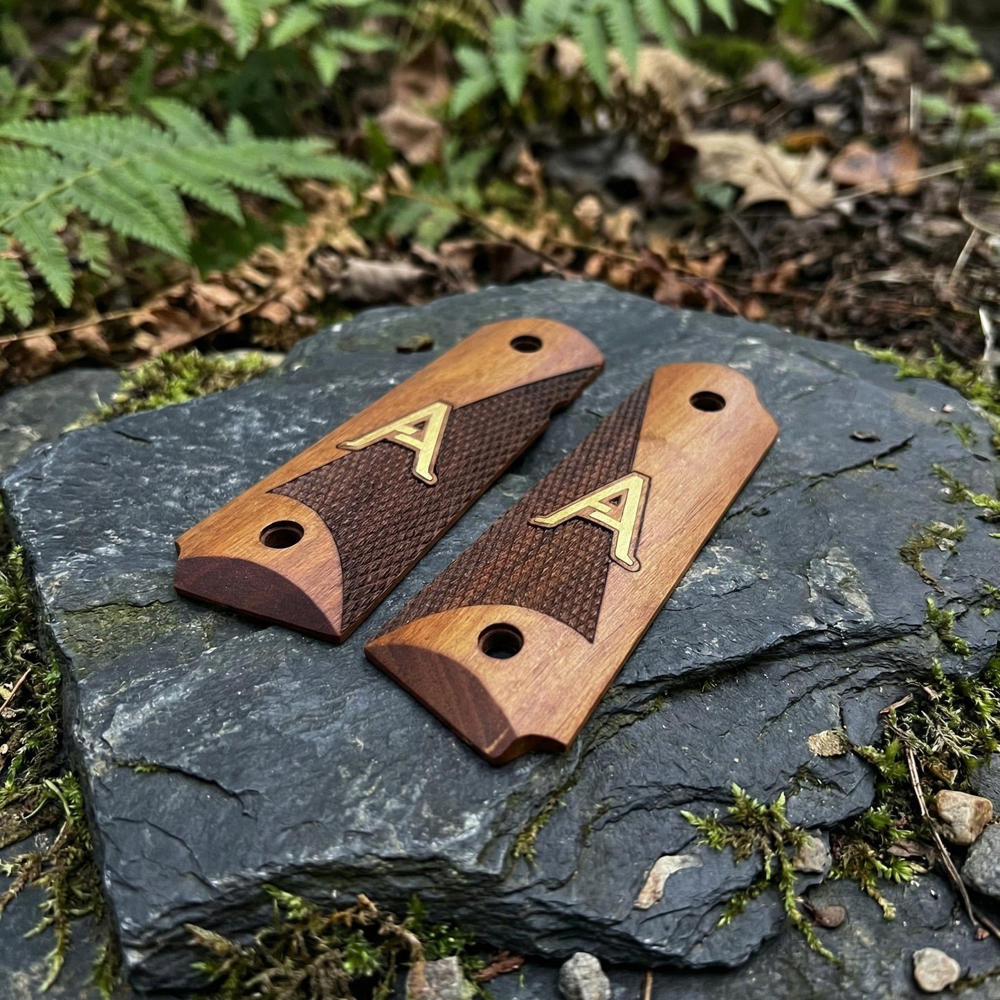 1911 Full Size Grips - Diagonal Duo Texture - Personalized Gold Initial