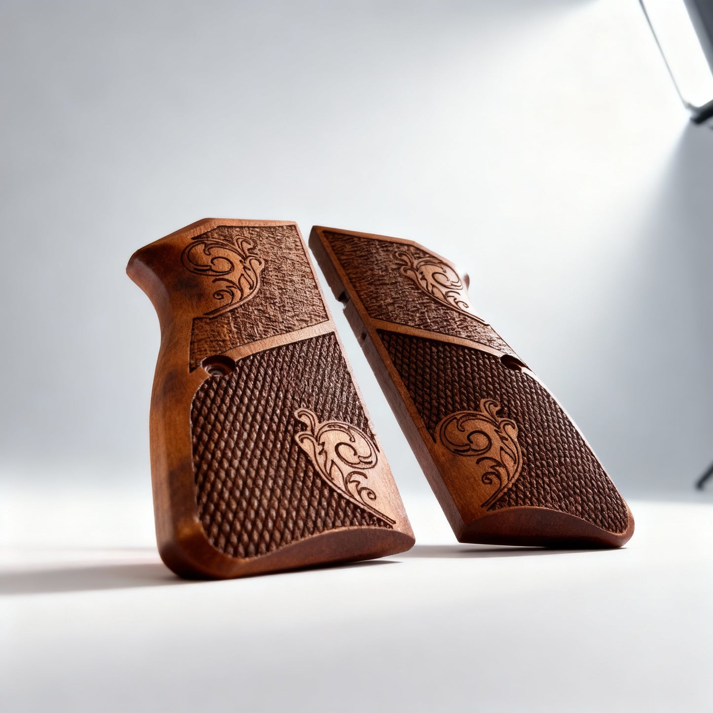 Browning Hi-Power Grips – Hearts' Heritage