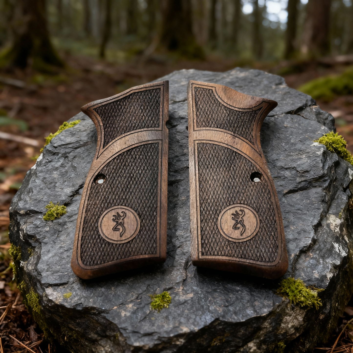 Browning Hi-Power Grips – Buck Diamond Cut
