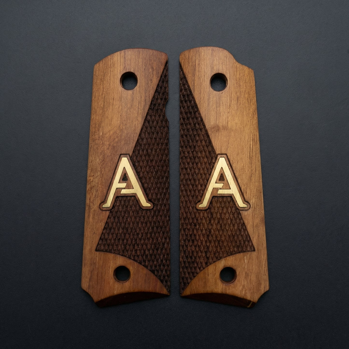 1911 Full Size Grips - Diagonal Duo Texture - Personalized Gold Initial