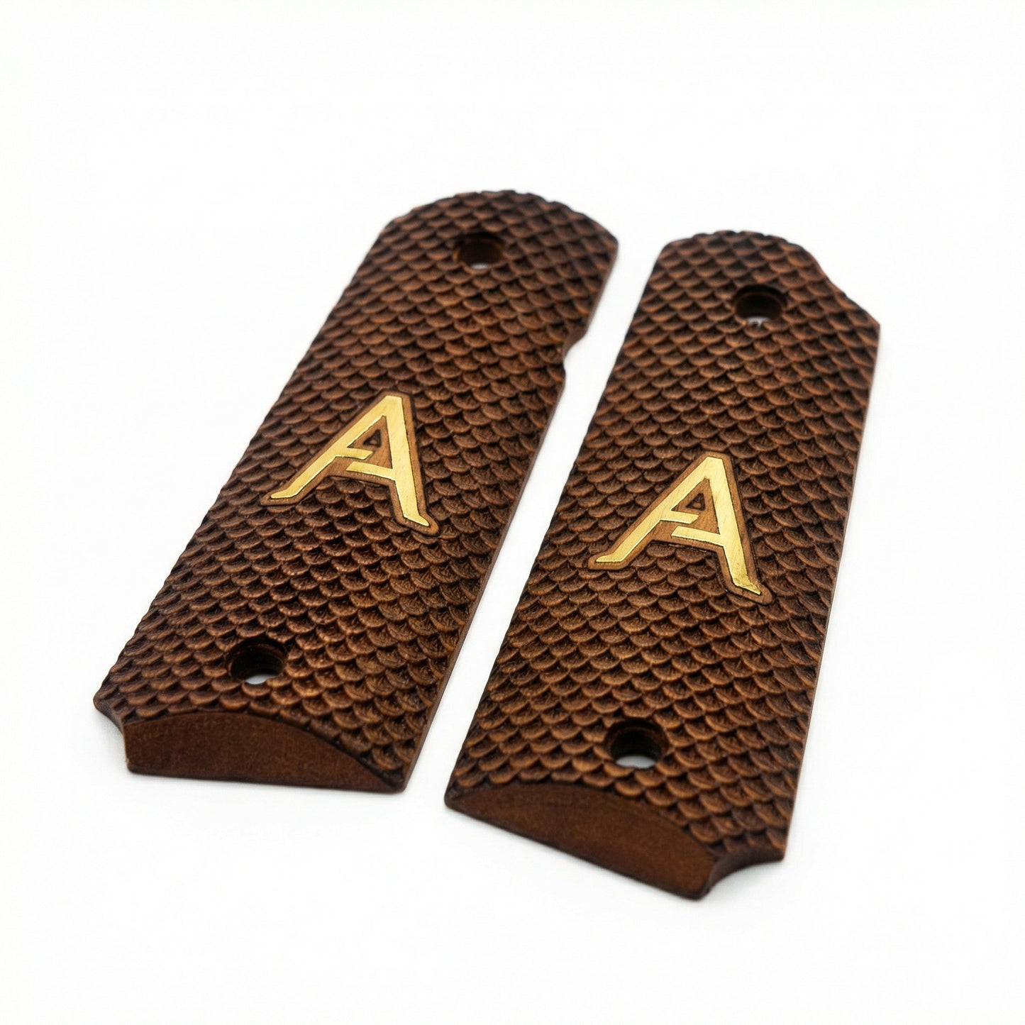 1911 Full Size Grips - FishScale Texture - Personalized Gold Initial