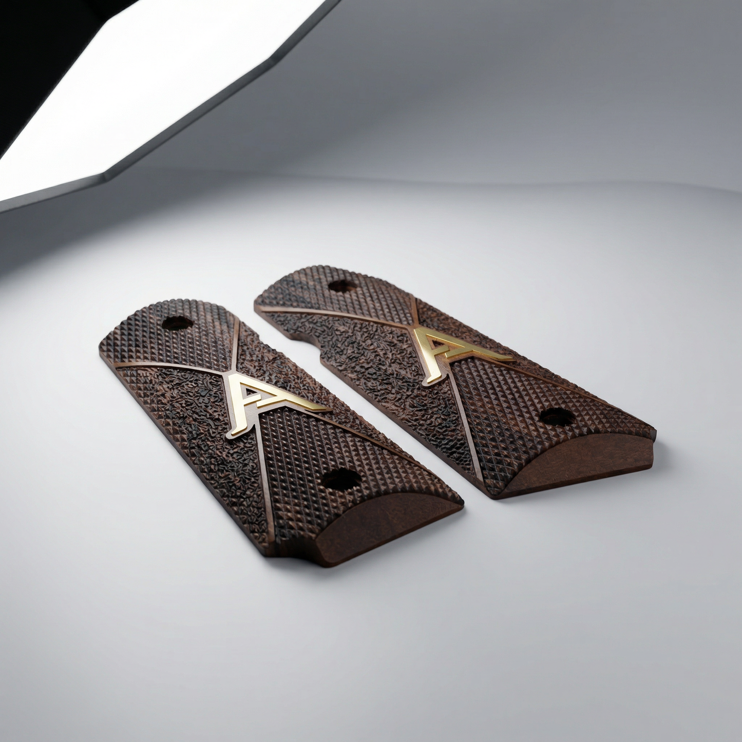 1911 Full Size Grips - Royal Diamond - Personalized Gold Initial