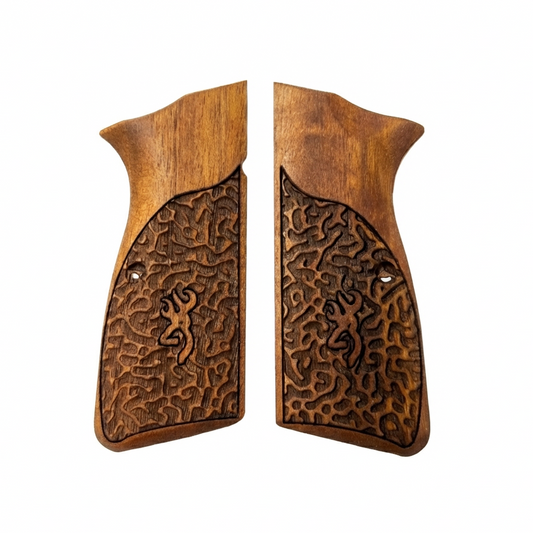 Browning Hi-Power Grips – Labyrinth with Logo